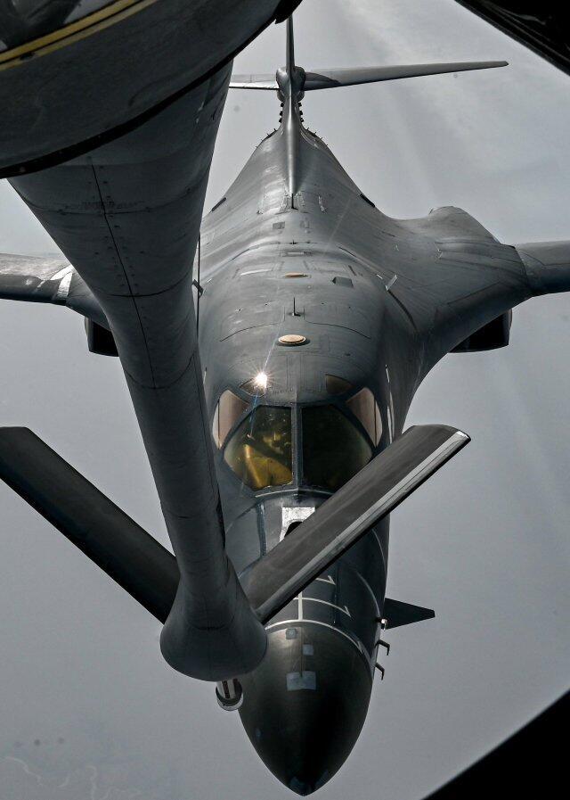 B-1B