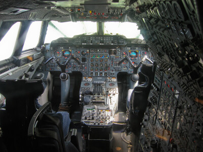 Concorde Cockpit Sinsheim