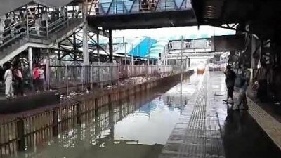 Train gare inondation